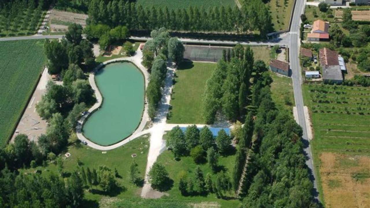 La Maison D'Hotes Des Charentes Les Touches-de-Perigny Bagian luar foto
