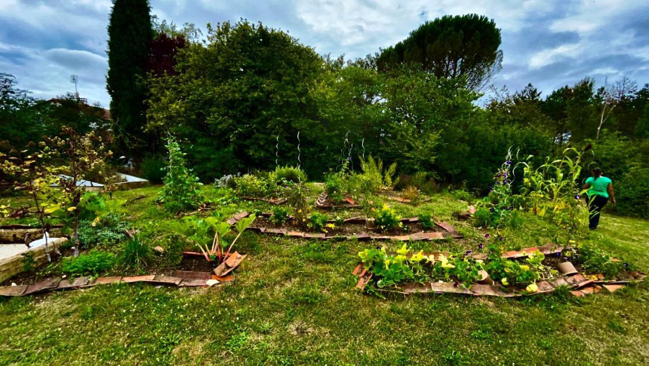 La Maison D'Hotes Des Charentes Les Touches-de-Perigny Bagian luar foto